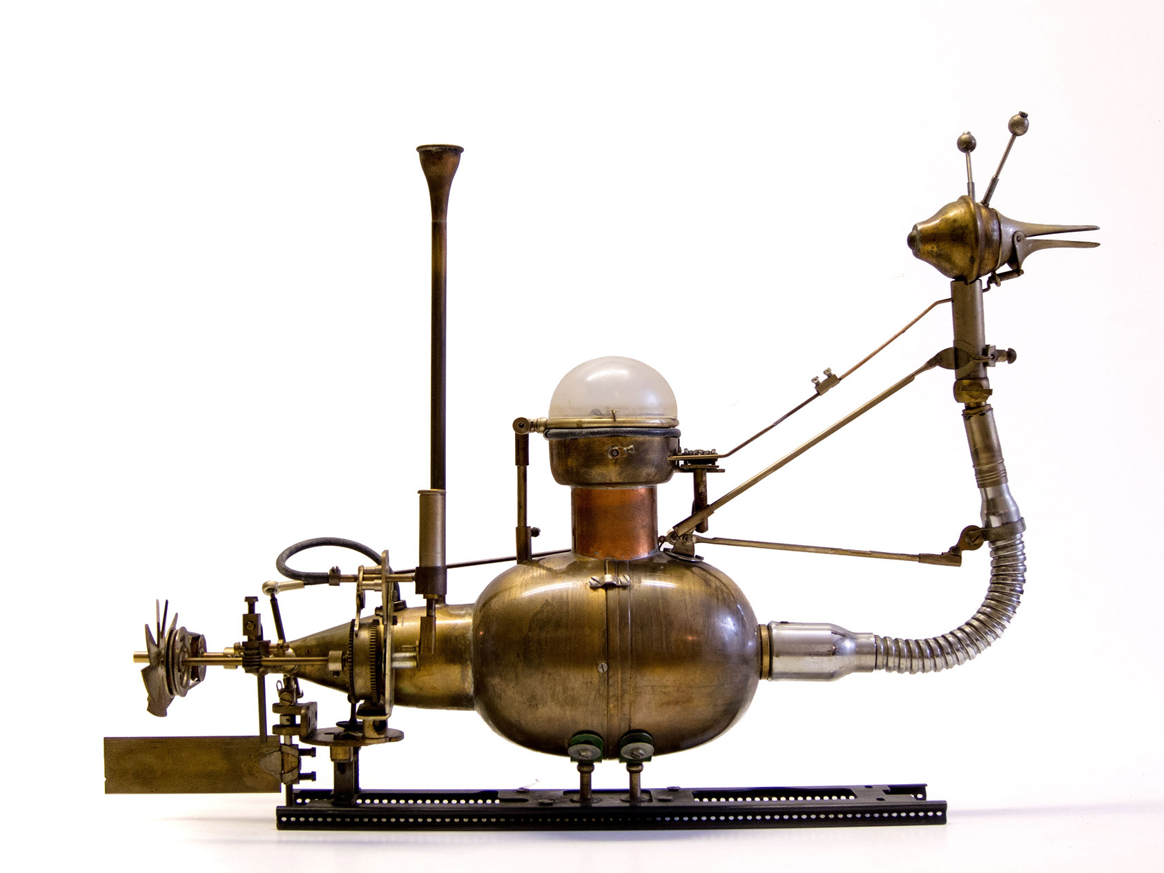 Flug-, Schwimm- und Fahrzeugerei, die fantastischen Maschinen von Albi Brun